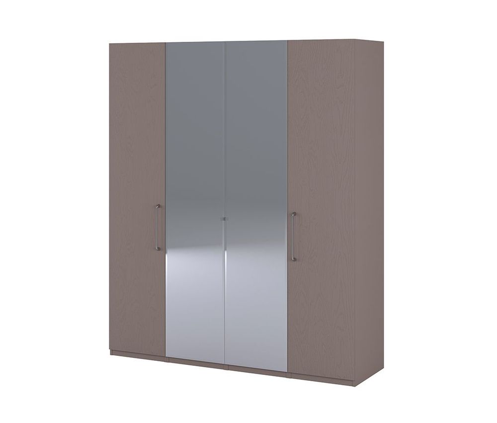 Шкаф четырехдверный с зеркальными фасадами